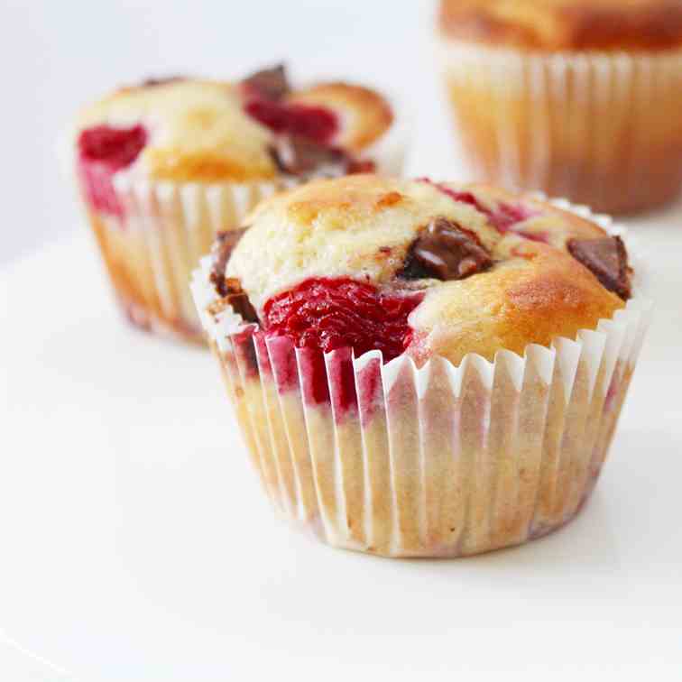Milk Chocolate - Raspberry Muffins