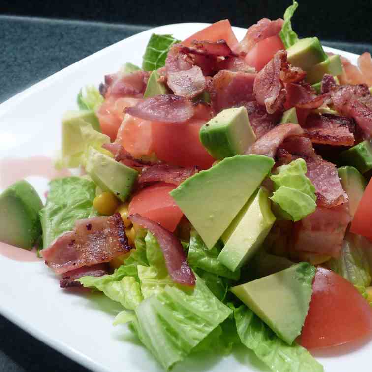 BLT salad with Basil Dressing