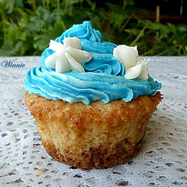 Vanilla & Chocolate-chip-Cookie Cupcakes