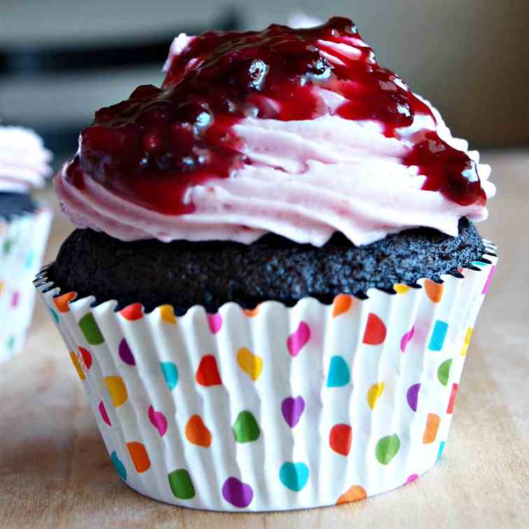 Cream Filled Raspberry Lamingtons