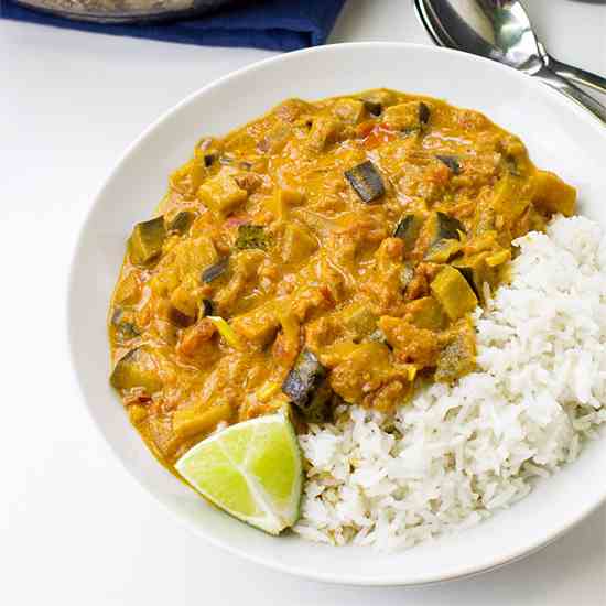 Amazing Aubergine Curry (Eggplant Curry)