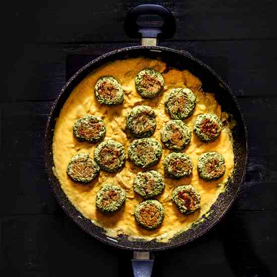 Zucchini Falafel with Pumpkin Curry Sauce