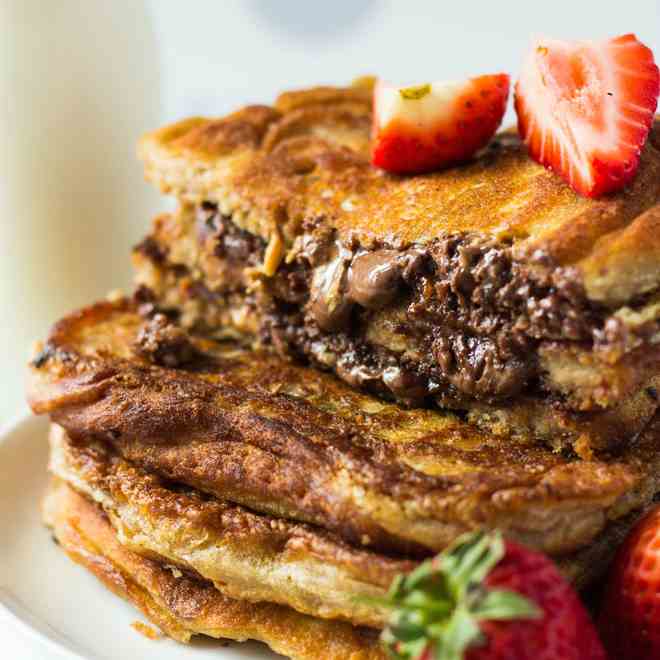 Nutella Stuffed Pancakes