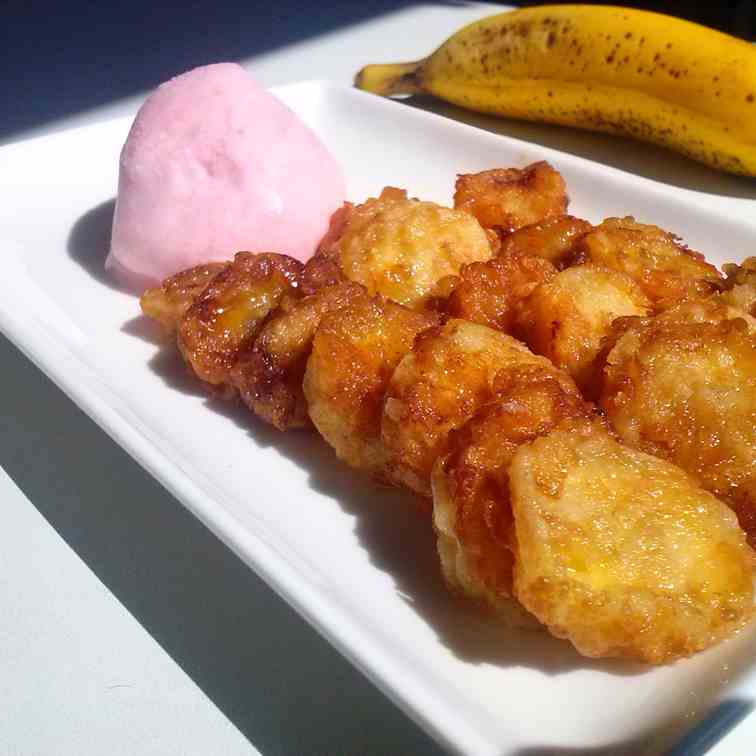 Fried banana with honey