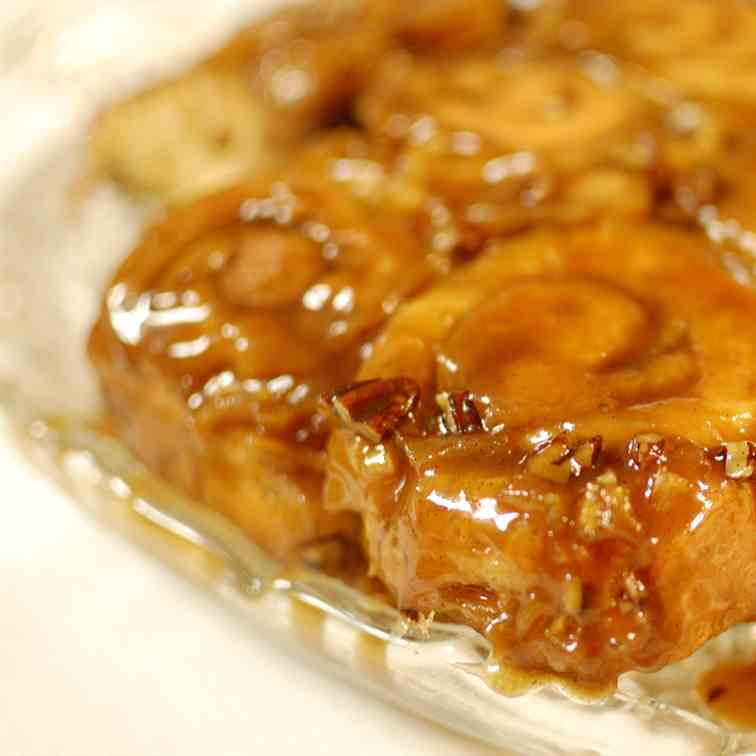 Vanilla Cinnamon Apple Sticky Buns